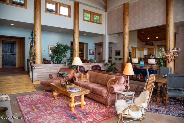 440 Pringle Ave, Hope, ID 83836