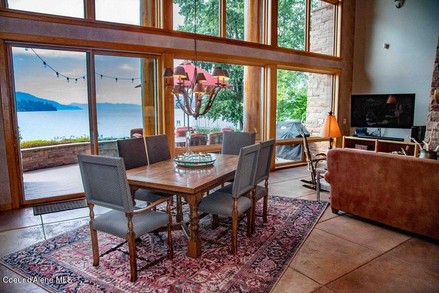 440 Pringle Ave, Hope, ID 83836
