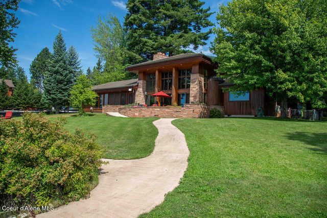440 Pringle Ave, Hope, ID 83836
