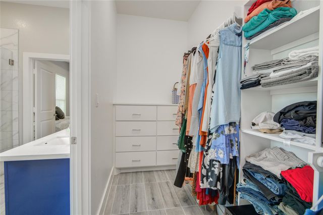 11707 Barwood Bend Drive, Houston, TX 77065