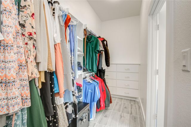 11707 Barwood Bend Drive, Houston, TX 77065