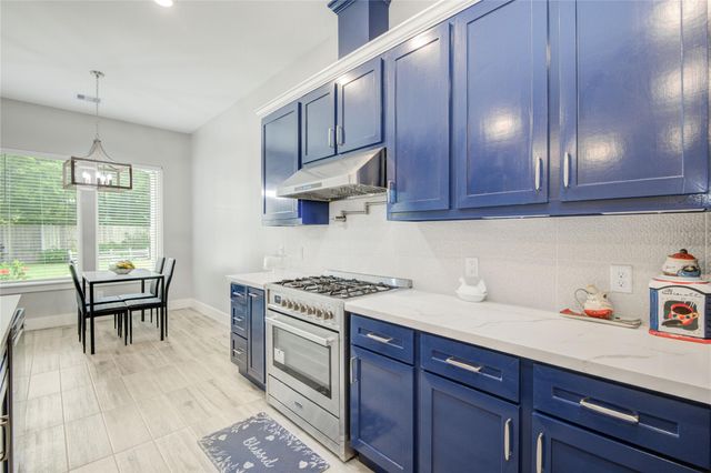 11707 Barwood Bend Drive, Houston, TX 77065