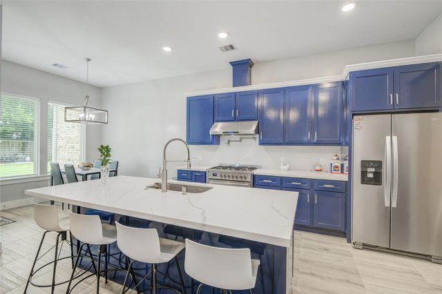 11707 Barwood Bend Drive, Houston, TX 77065