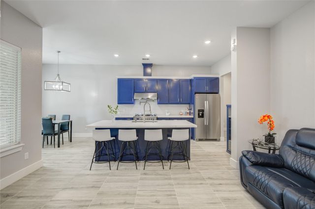 11707 Barwood Bend Drive, Houston, TX 77065