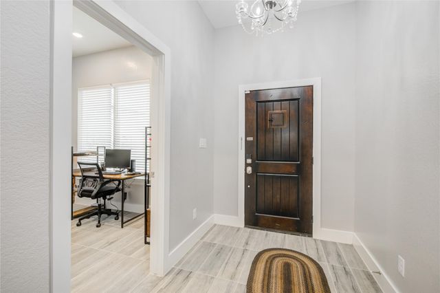 11707 Barwood Bend Drive, Houston, TX 77065