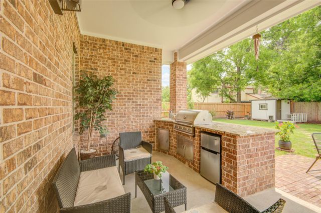 11707 Barwood Bend Drive, Houston, TX 77065