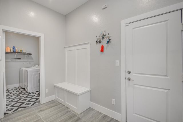 11707 Barwood Bend Drive, Houston, TX 77065