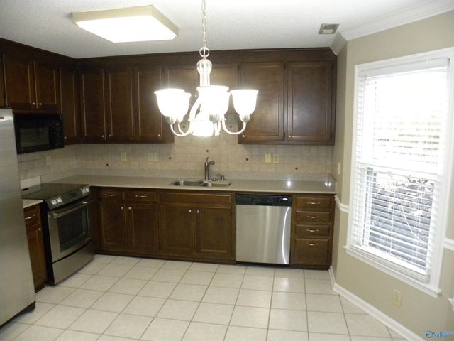 102 West Lake Circle, Madison, AL 35758