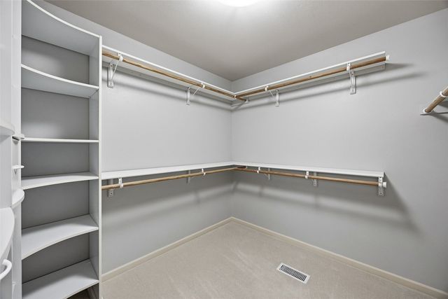 3801 Willowbend Court NE, Cedar Rapids, IA 52411