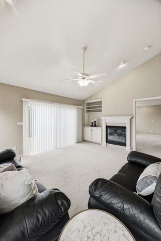 3801 Willowbend Court NE, Cedar Rapids, IA 52411