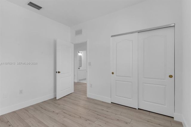 925 SW 152nd Ct, Miami, FL 33194