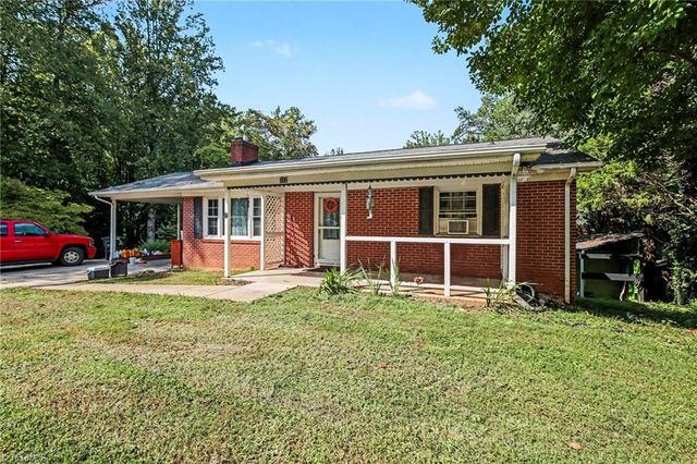 317 Lucinda Lane, Kernersville, NC 27284