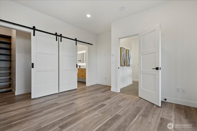 202 Skipping Stone Loop, Lynden, WA 98264