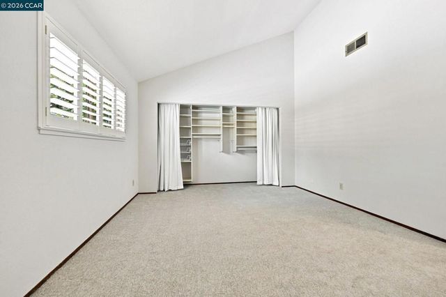 1284 Pinecrest Dr, Concord, CA 94521