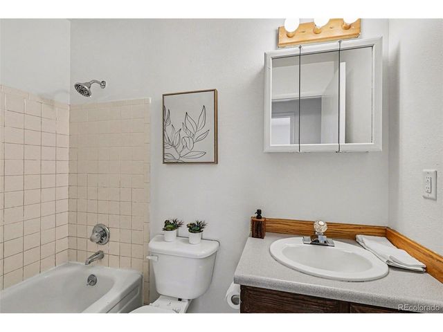 10718 Owens St, Broomfield, CO 80021