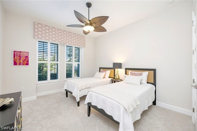 6466 Warwick AVE, Naples, FL 34113