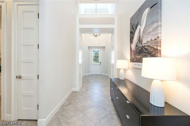 6466 Warwick AVE, Naples, FL 34113