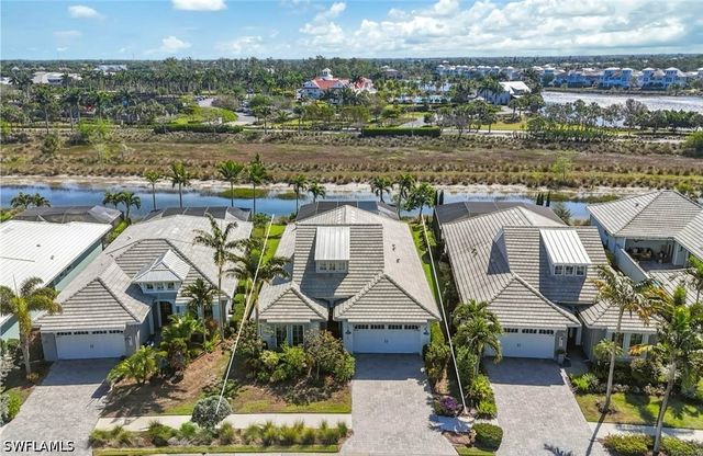 6466 Warwick AVE, Naples, FL 34113