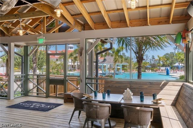 6466 Warwick AVE, Naples, FL 34113