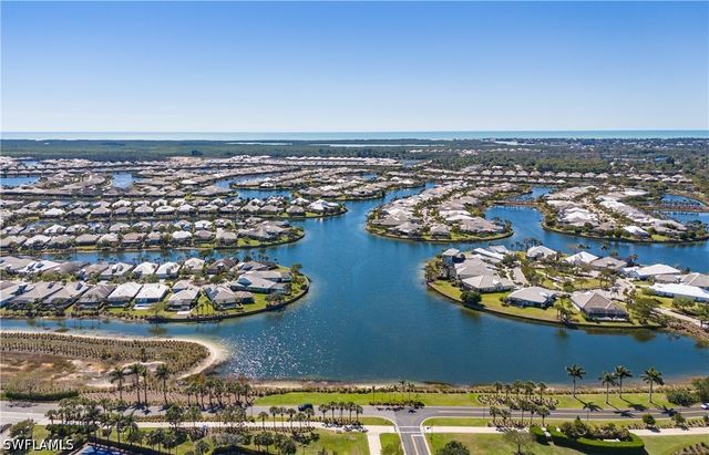 6466 Warwick AVE, Naples, FL 34113