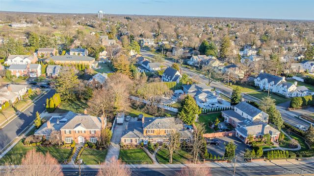 467 Hempstead Avenue, Rockville Centre, NY 11570