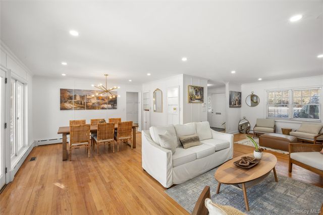 467 Hempstead Avenue, Rockville Centre, NY 11570