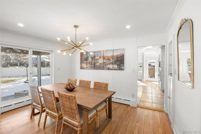 467 Hempstead Avenue, Rockville Centre, NY 11570