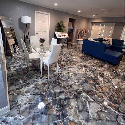 221 NE 24th St, Pompano Beach, FL 33064