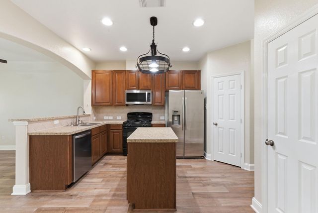 12927 Iris Garden Lane, Houston, TX 77044