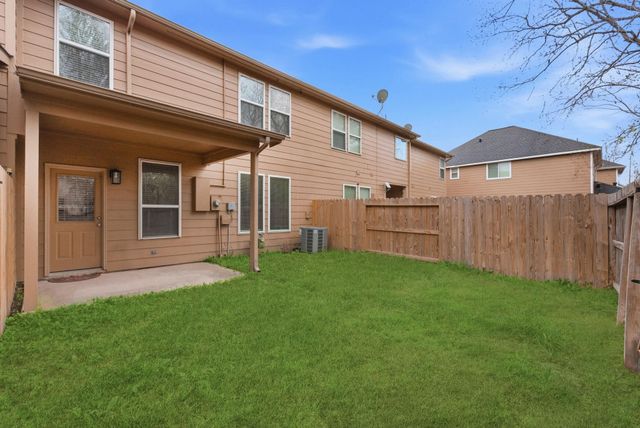 12927 Iris Garden Lane, Houston, TX 77044