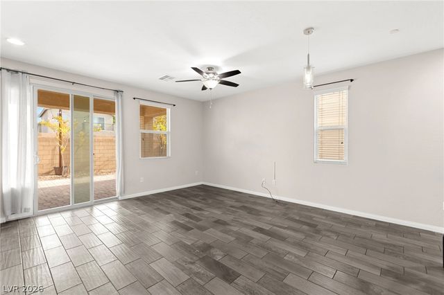 6345 Amelia Ridge Avenue, Las Vegas, NV 89141