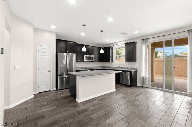 6345 Amelia Ridge Avenue, Las Vegas, NV 89141