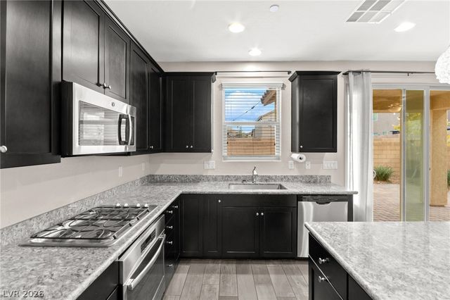 6345 Amelia Ridge Avenue, Las Vegas, NV 89141