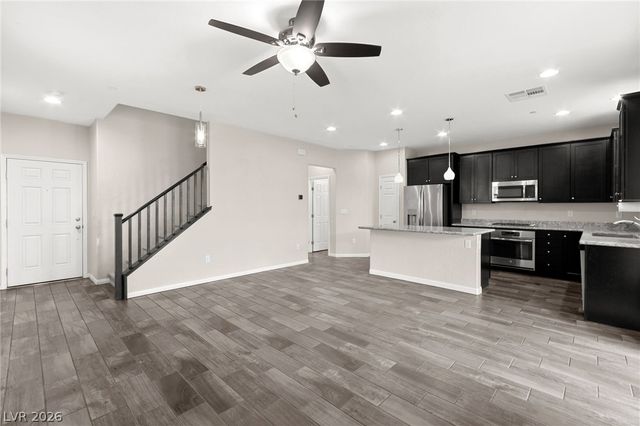 6345 Amelia Ridge Avenue, Las Vegas, NV 89141