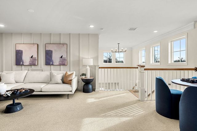 58 East Point Drive 15, East Providence, RI 02916