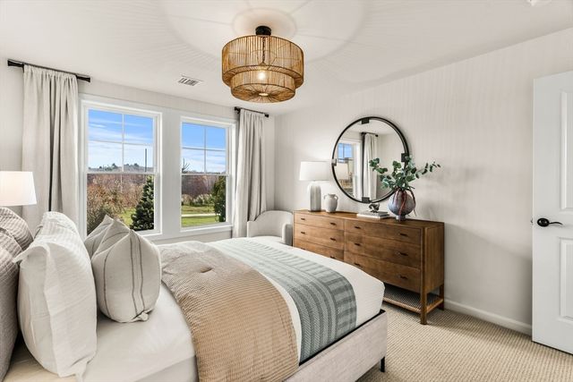 58 East Point Drive 15, East Providence, RI 02916