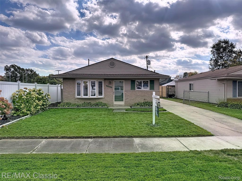 33435 Krauter Street, Westland, MI 48185