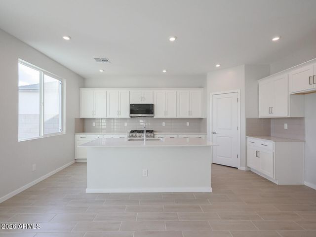23027 W IRMA Lane, Surprise, AZ 85387