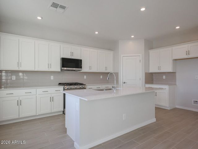 23027 W IRMA Lane, Surprise, AZ 85387