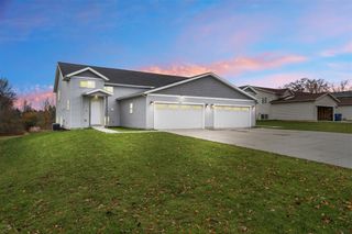 2656-2658 60th Street, Grand Rapids, MI 49508