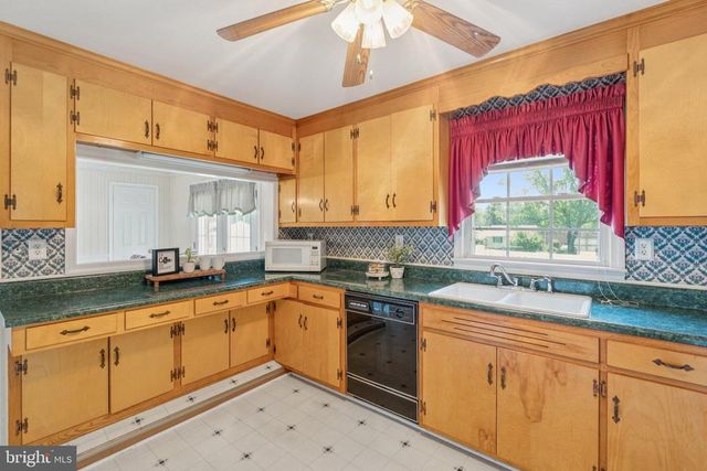 303 PARTLOW DR, Gordonsville, VA 22942