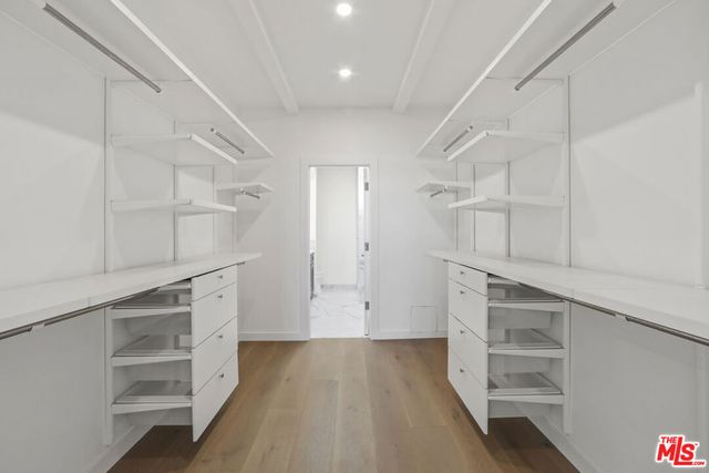 8568 Burton Way 301, Los Angeles, CA 90048
