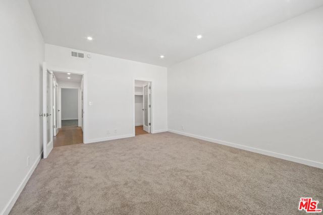 8568 Burton Way 301, Los Angeles, CA 90048