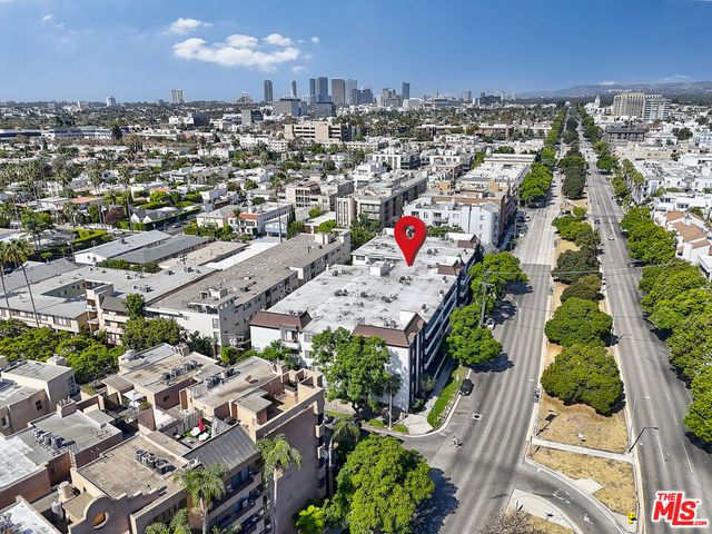 8568 Burton Way 301, Los Angeles, CA 90048