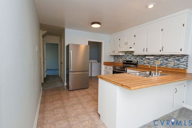 4800 Peartree Ct, Midlothian, VA 23112