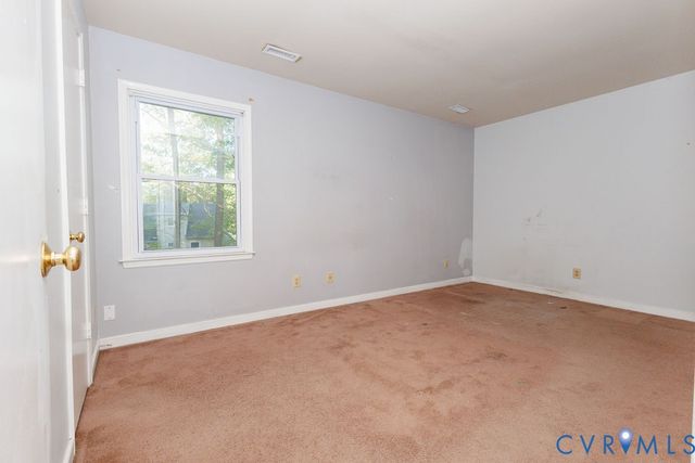 4800 Peartree Ct, Midlothian, VA 23112