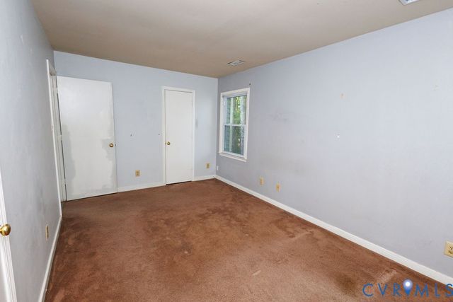 4800 Peartree Ct, Midlothian, VA 23112