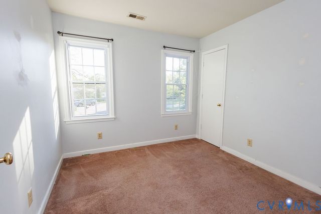 4800 Peartree Ct, Midlothian, VA 23112