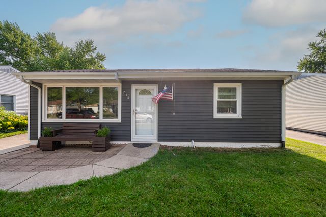 732 Imperial Road, Valparaiso, IN 46385
