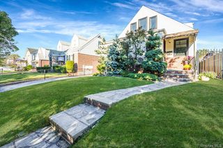 8133 260th Street, Glen Oaks, NY 11004
